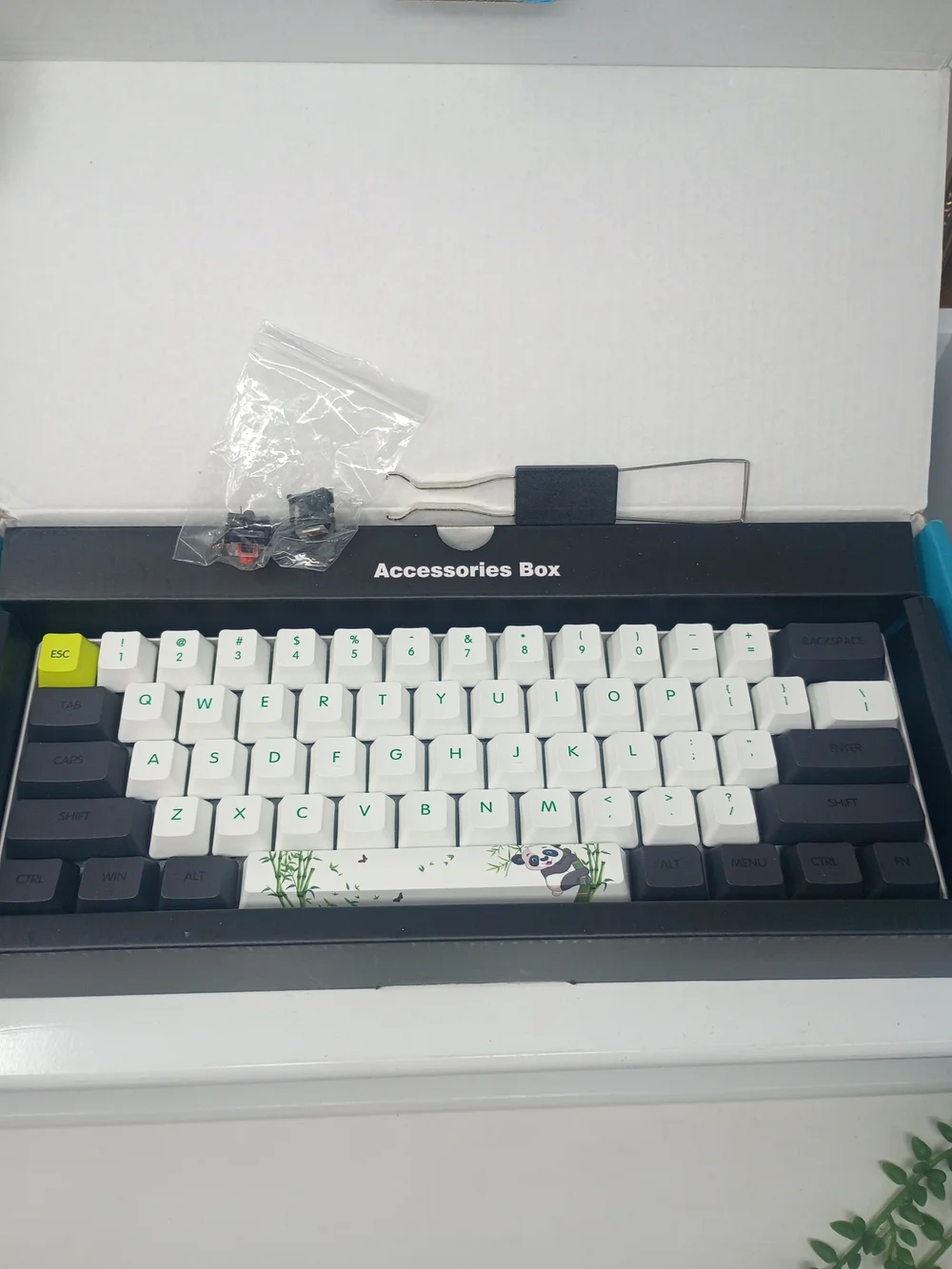 MIHIYRY Mechanical Gaming Keyboard - Black & Teal